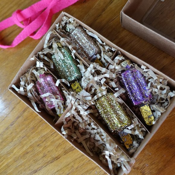 Glitterville Studios Mini Popsicle Ornaments (Boxed Set of 6) - Picture 10 of 16